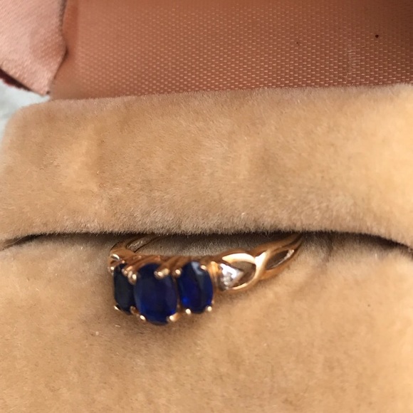 3 Sapphire & 2 Diamond 10k Yellow Gold Ring - Picture 5 of 13